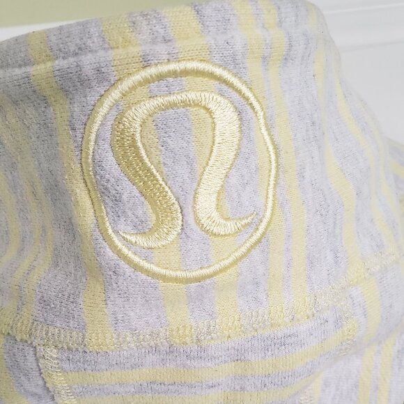 Lululemon scuba Hoodie *Sstretch (lined hood) - Picture 2 of 4